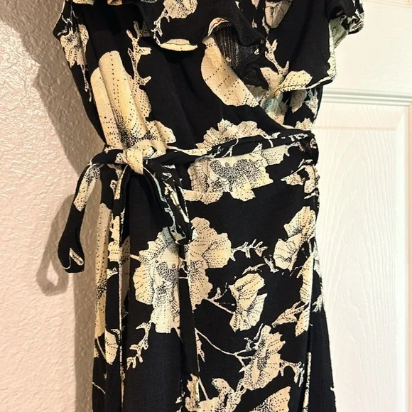 Free People floral boho Wrap Dress - Picture 9 of 9